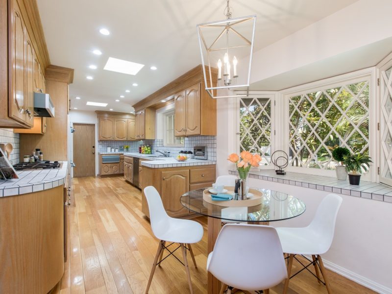 white breakfast nook